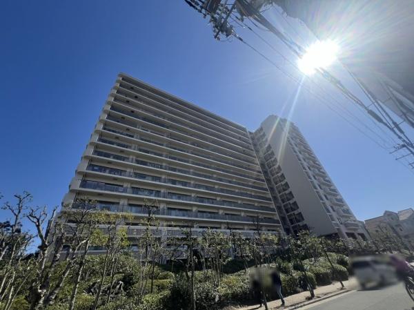 リバーガーデン森の城