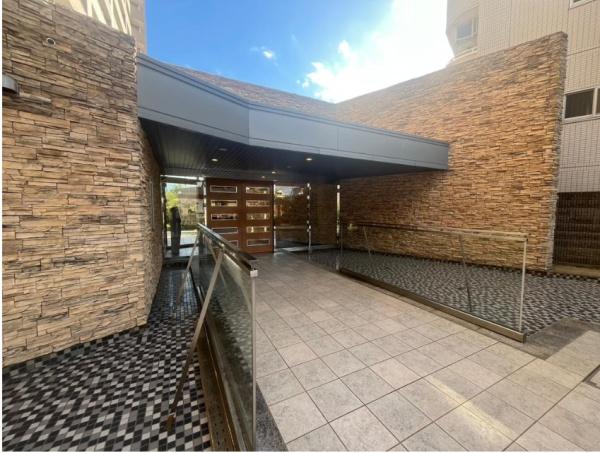 キングスクエアヴィルジア大阪