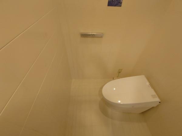 西宮市苦楽園三番町の中古一戸建て