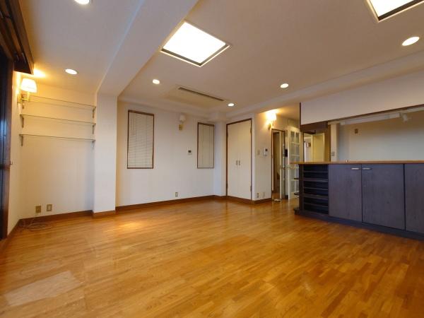 西宮市苦楽園三番町の中古一戸建て