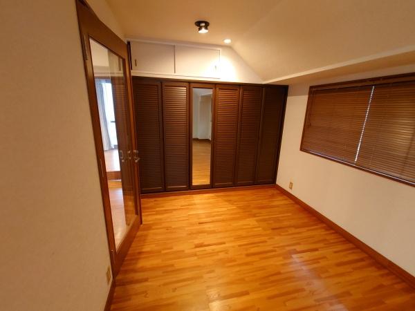 西宮市苦楽園三番町の中古一戸建て