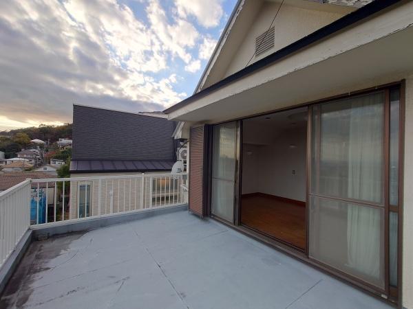 西宮市苦楽園三番町の中古一戸建て