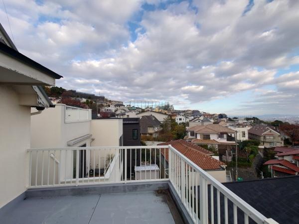 西宮市苦楽園三番町の中古一戸建て