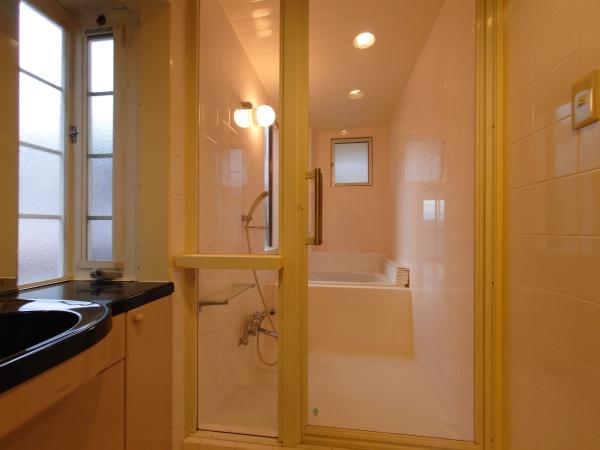 西宮市苦楽園三番町の中古一戸建て