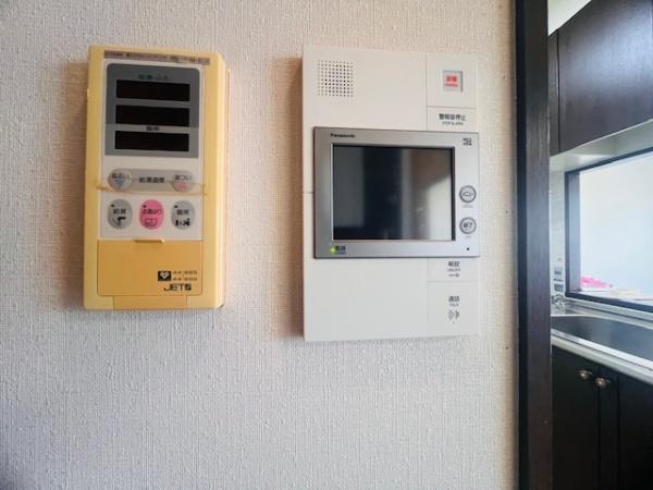 ファミール北野田