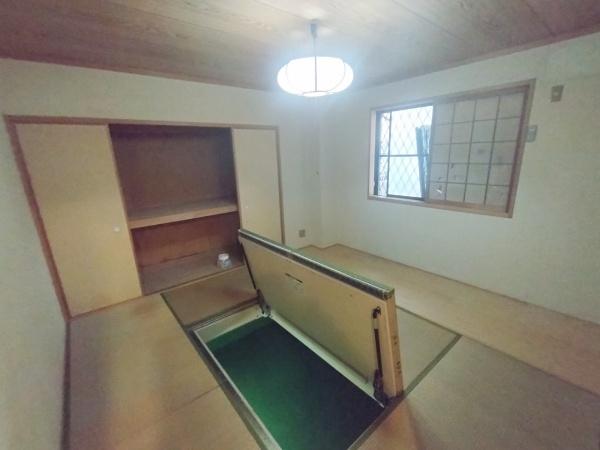 大阪市東淀川区井高野４丁目の中古一戸建て