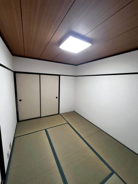 グリーンタウン東香里マンションB棟