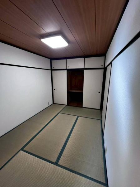 グリーンタウン東香里マンションB棟