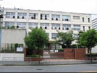 大阪市淀川区東三国２丁目の中古一戸建て(大阪市立新東三国小学校)