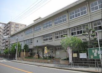 ユニライフ上新庄(大阪市立小松小学校)