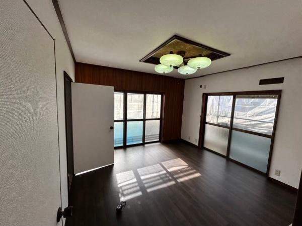 岸和田市岡山町　中古戸建