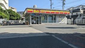 エバーグリーン淀川2号棟(デイリーヤマザキ東淡路1丁目店)