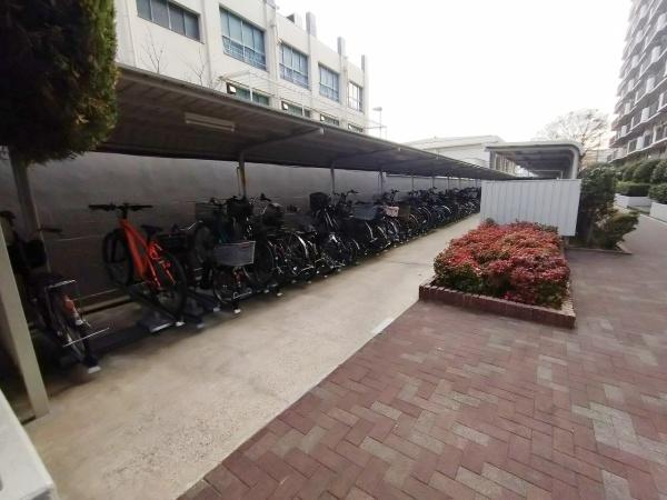 ネオコーポ鶴見緑地