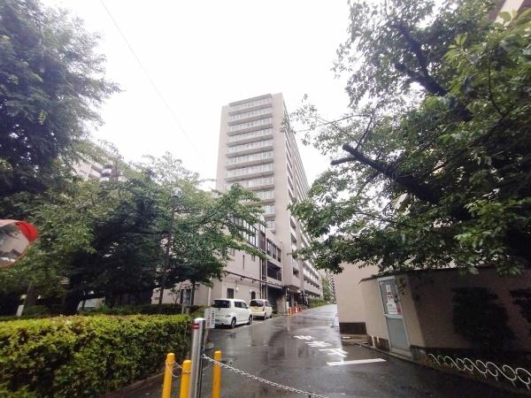 ファミールハイツ北大阪2号棟