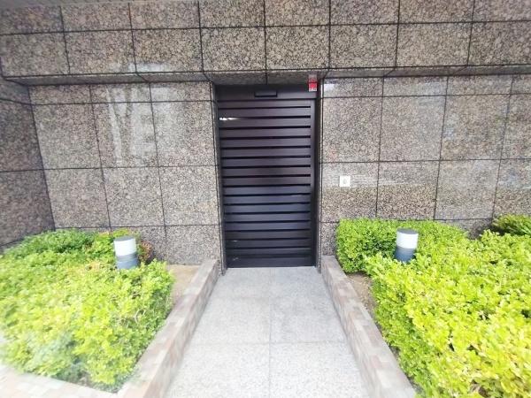 リーガル四ツ橋筋
