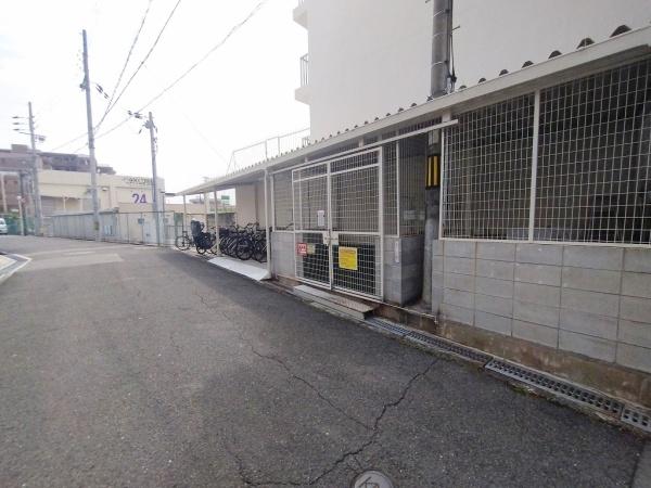 メゾンドール千里泉ヶ丘　壱番館