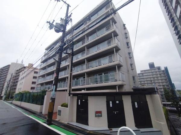 ファミリーコーポ緑地公園