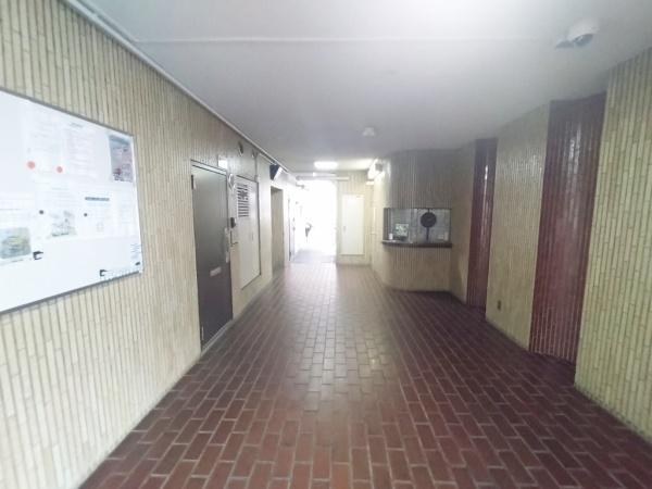 ファミリーコーポ緑地公園