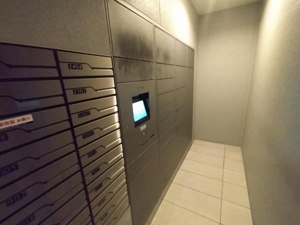 エスリードOSAKAMIDWEST