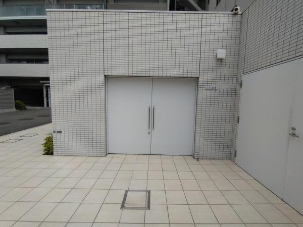 エスリードOSAKAMIDWEST