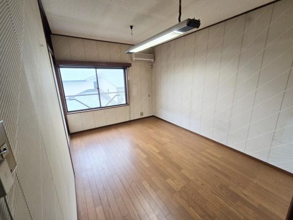 松原市松ケ丘２丁目の中古一戸建て