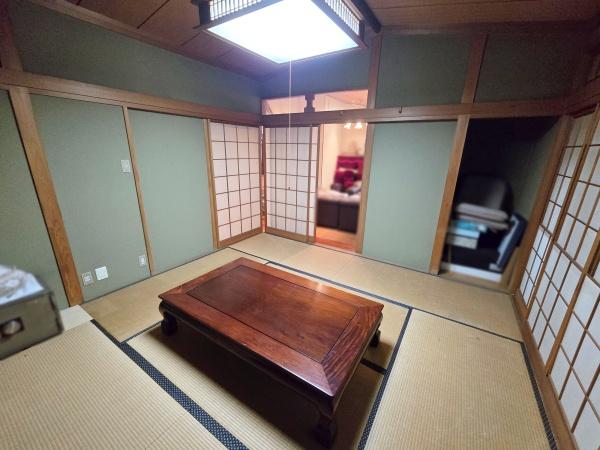 松原市松ケ丘２丁目の中古一戸建て