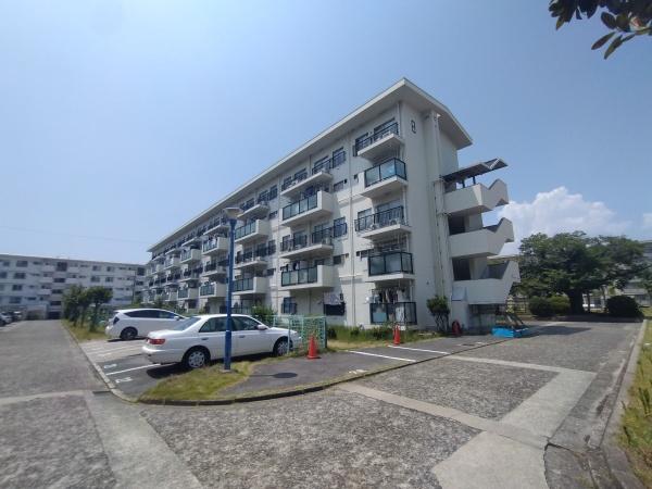 杭瀬第二団地八号棟