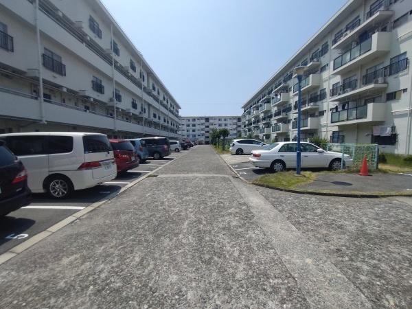 杭瀬第二団地八号棟