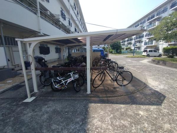杭瀬第二団地八号棟