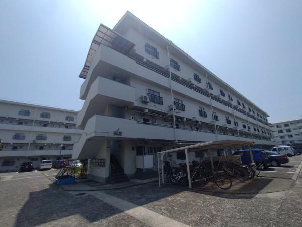 杭瀬第二団地八号棟