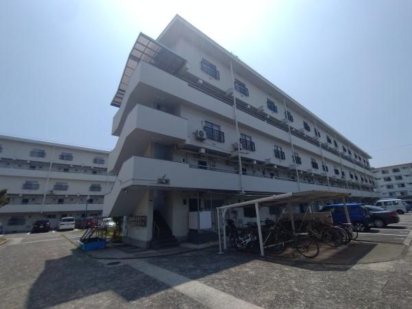 杭瀬第二団地八号棟
