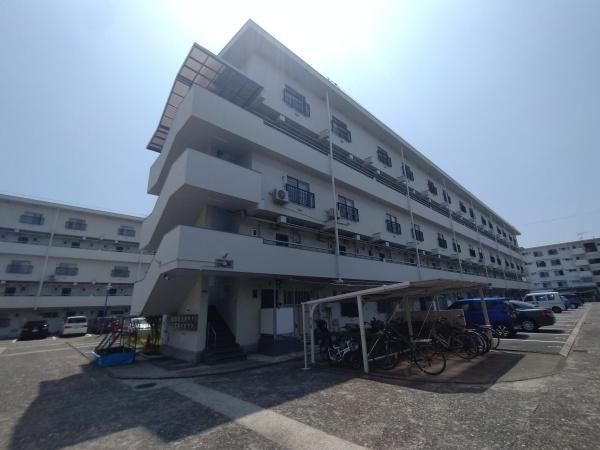 杭瀬第二団地八号棟
