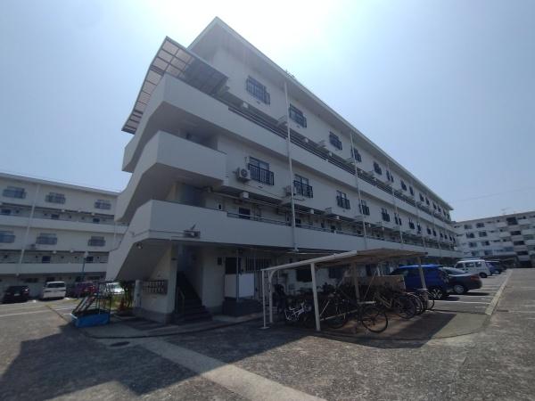 杭瀬第二団地八号棟