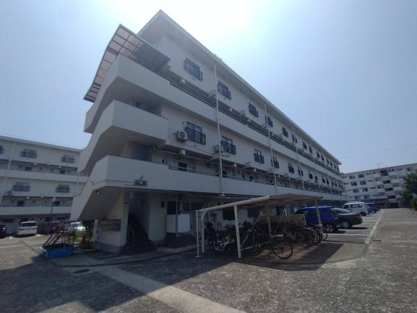 杭瀬第二団地八号棟