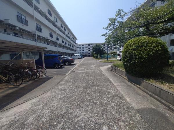 杭瀬第二団地八号棟
