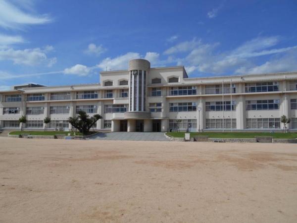 神戸市東灘区魚崎南町１丁目の中古一戸建て(神戸市立魚崎小学校)