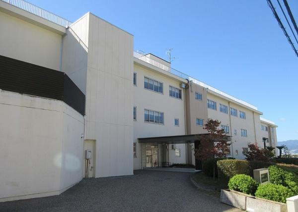 池田市五月丘４丁目の中古一戸建て(池田市立五月丘小学校)
