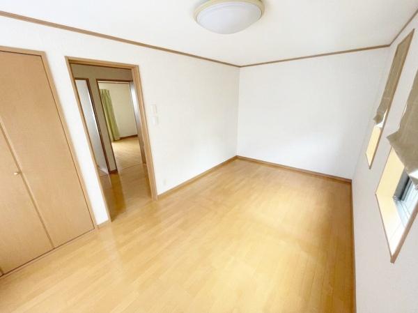 池田市五月丘４丁目の中古一戸建て