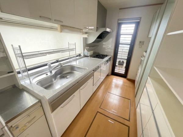 池田市五月丘４丁目の中古一戸建て