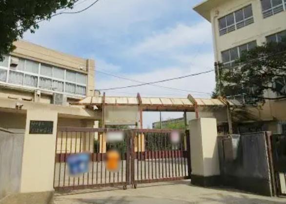 神戸市西区宮下３丁目の中古一戸建て(神戸市立玉津中学校)