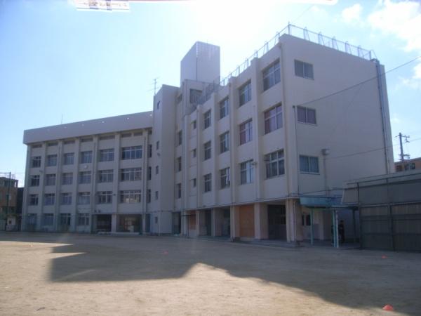 大阪市福島区野田５丁目の中古一戸建て(大阪市立野田中学校)