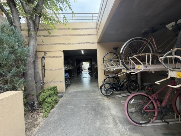 パレ千里壱号棟