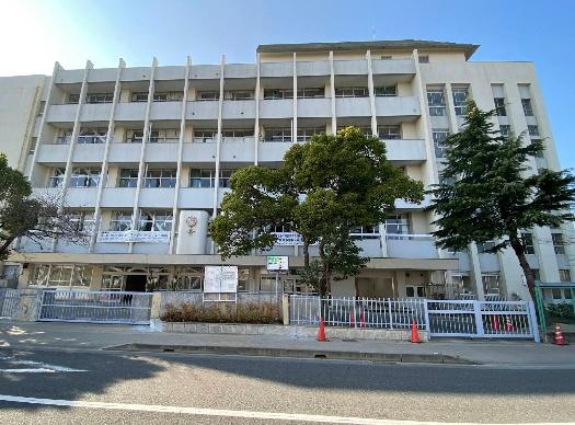 伊丹市山田６丁目の土地(伊丹市立松崎中学校)