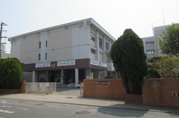 伊丹市荒牧南３丁目の土地(伊丹市立荒牧中学校)