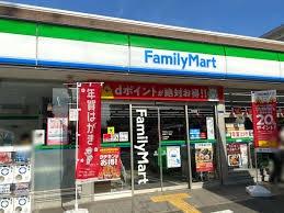 イニシア鶴見パークウエスト(ファミリーマート新森七丁目店)