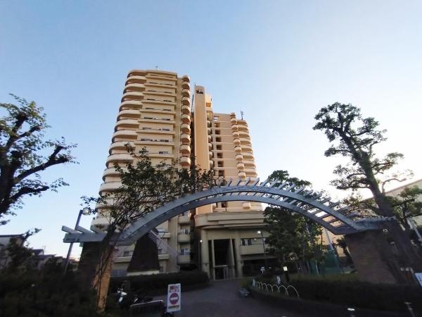 シャトー・サンパークスクエア