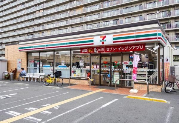 ザ・パークハウス新大阪(セブンイレブン大阪三国本町3丁目店)