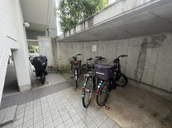 千里山ロイヤルマンション２番街Ｄ棟