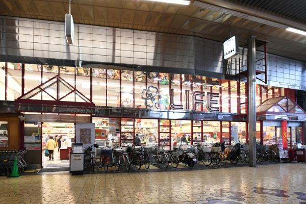 シャンボール豊中(ライフ岡町店)