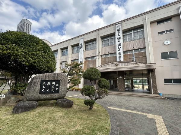 大阪市港区南市岡２丁目の中古一戸建て(大阪市立市岡東中学校)
